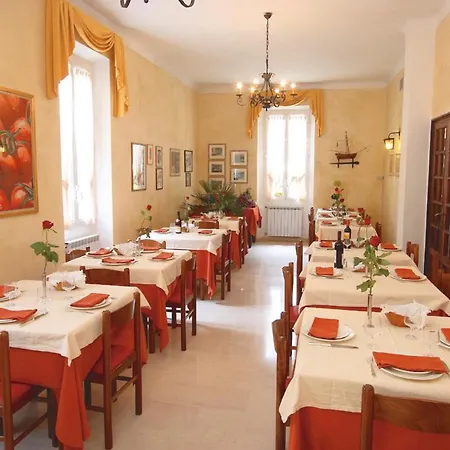 Bianca Hotel 2*